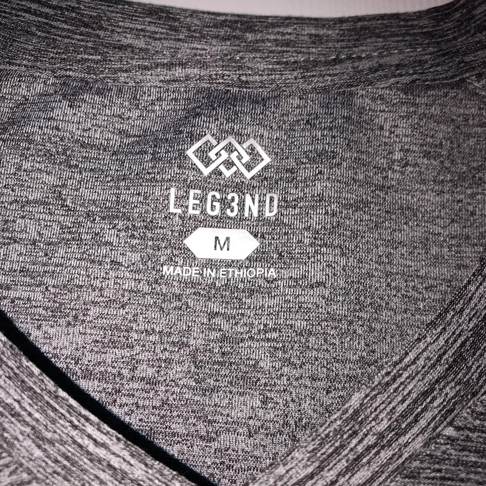 Legend Performance Workout Top - Picture 3 of 4